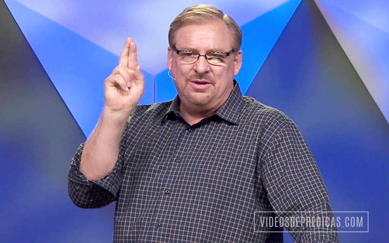 El Pastor Rick Warren predica las claves biblicas sobre la oración que Dios oye, 